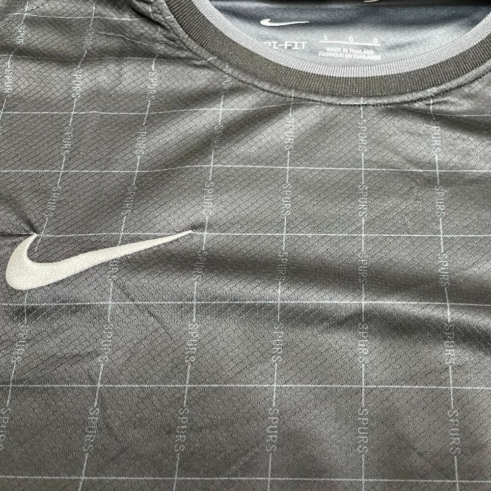 Nike Black Tottenham Hotspur Jersey - Picture 3 of 10